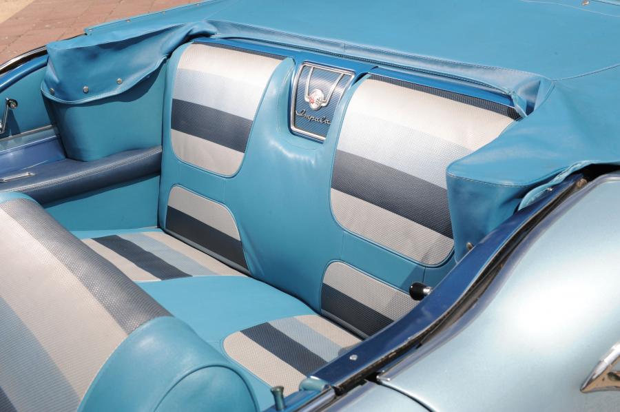  Chevrolet Bel Air Impala Convertible 1958 года  (фото 39 из 67)